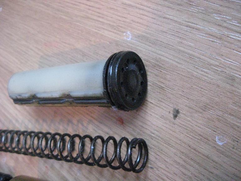 Дибойс гир версия 3 Поршень в зборе и пружина Дибойс гир версия 3 Поршень в зборе и пружина